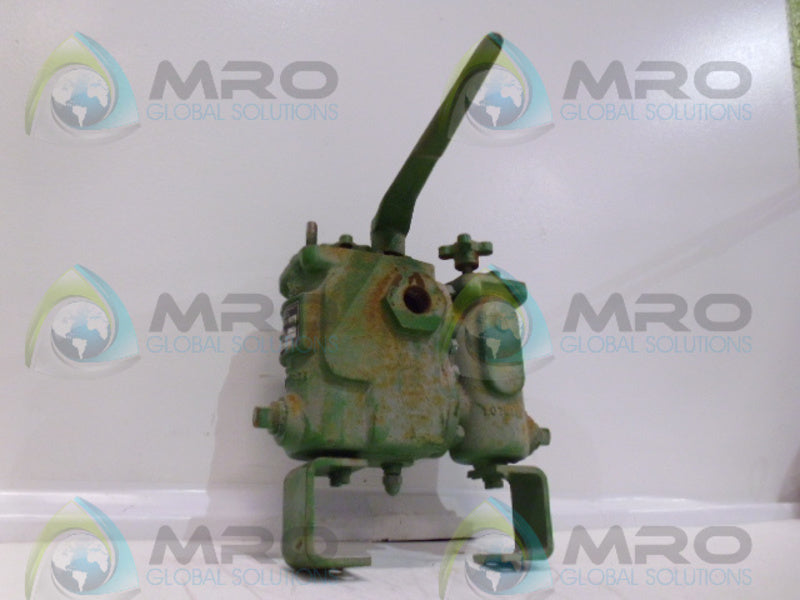 MUELLER 701-SAH DUPLEX STRAINER VALVE .75 200WOG *USED*