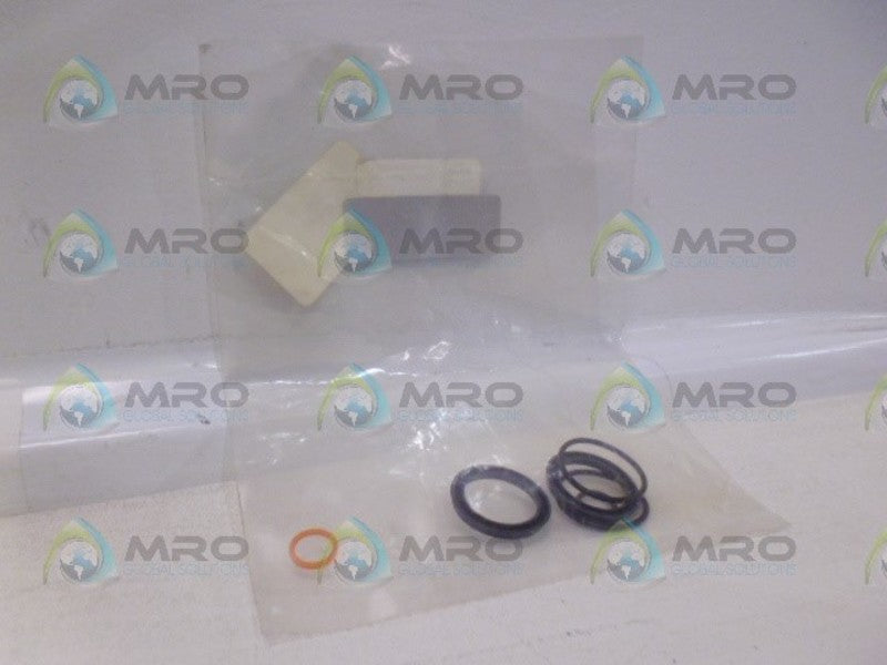 PARKER L067780000 P-SERIES SEAL KIT NSMP