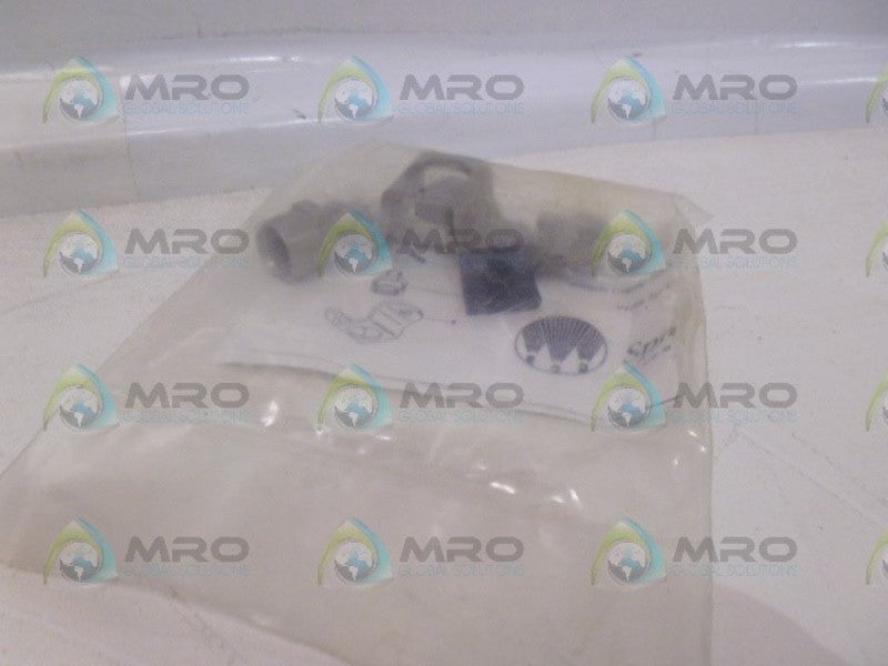 SPRAYING SYSTEMS 12521 HIGH PRESSURE SPLIT EYELIT CONNECTOR NSMP