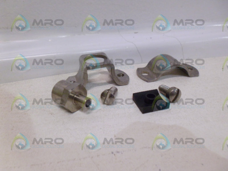 SPRAYING SYSTEMS 12521 HIGH PRESSURE SPLIT EYELIT CONNECTOR NSNP
