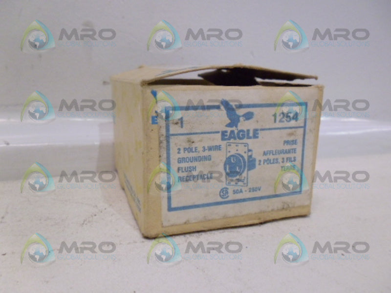 EAGLE 1254 2P 3W GROUNDING FLUSH RECEPTACLE NSMP