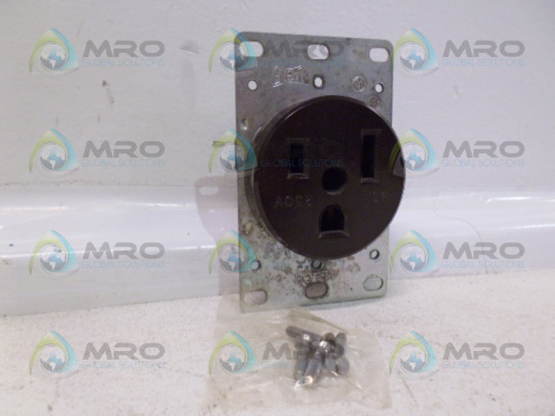 EAGLE 1254 2P 3W GROUNDING FLUSH RECEPTACLE NSMP