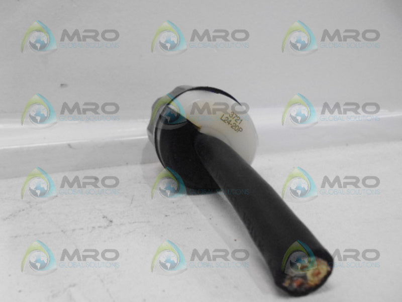 LEVITON 3721 L24-20P TWIST LOCKING PLUG (AS PICTURED) UNMP