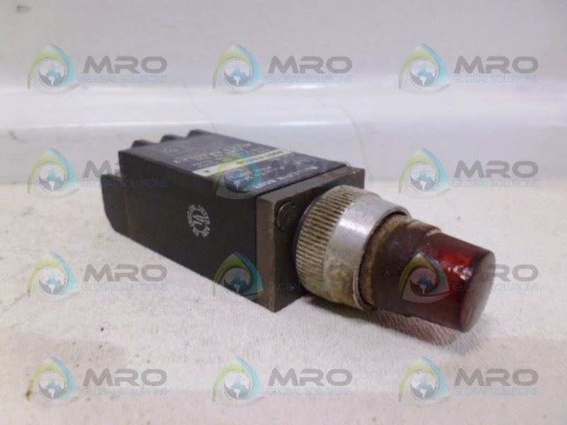 INDUSTRIAL SPARE PART 800T-PST16 SER. A RED PUSH TO TEST PILOT LIGHT UNMP