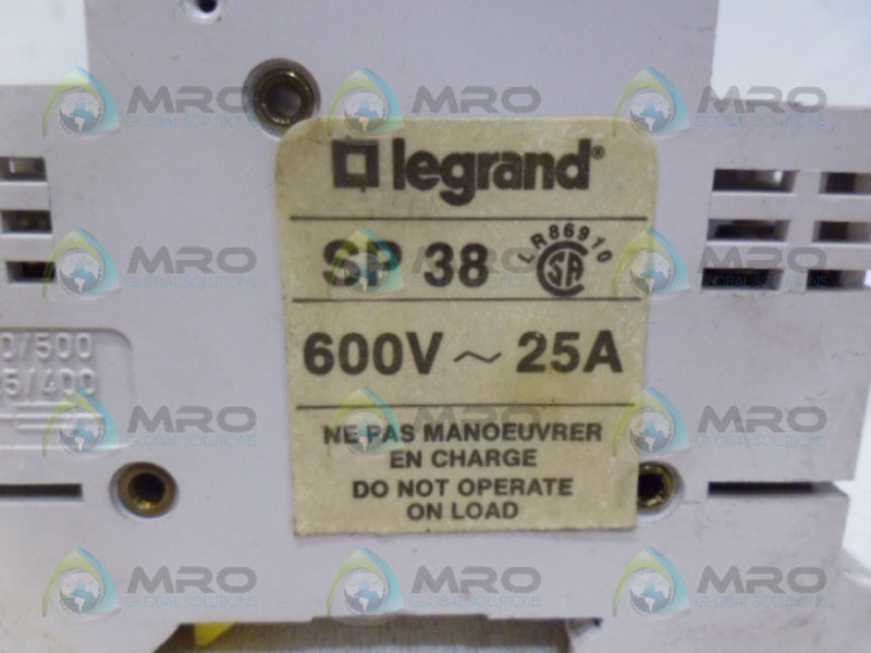 LEGRAND SP38 FUSE HOLDER UNMP