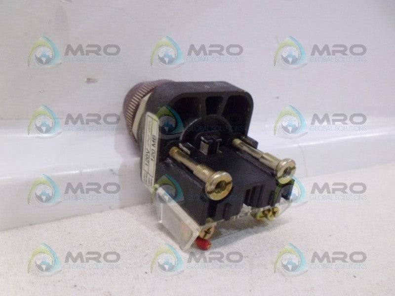 INDUSTRIAL SPARE PART 800T-Q10 SER T PUSH BUTTON w/ CONTACT BLOCK (RED) UNMP