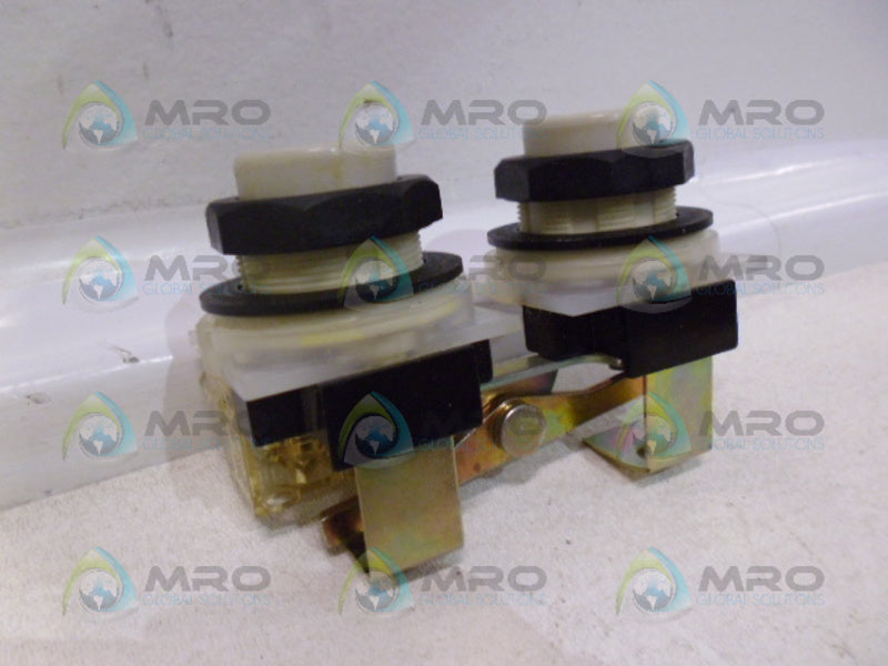 SQUARE D 9001-KA-2 DUAL PUSH BUTTON W/SINGLE CONTACT (AS PICTURED) UNMP