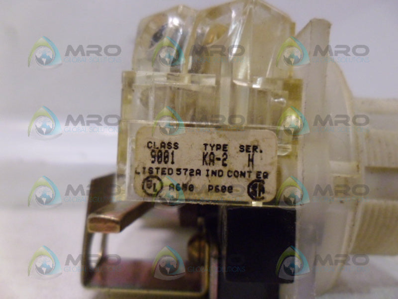 SQUARE D 9001-KA-2 DUAL PUSH BUTTON W/ DUAL CONTACT UNMP