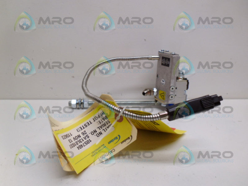 NORDSON 1057404 S-4-LP-T GLUE GUN *NEW IN BOX*