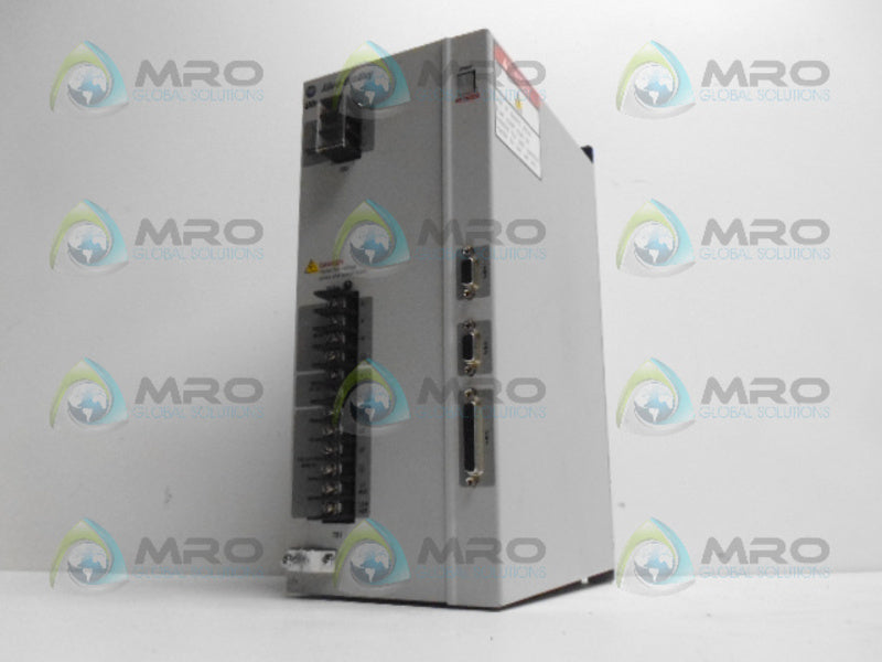 ALLEN BRADLEY ULTRA 3000 2098-DSD-075 SER. B F/W 1.41 SERVO DRIVE *USED*