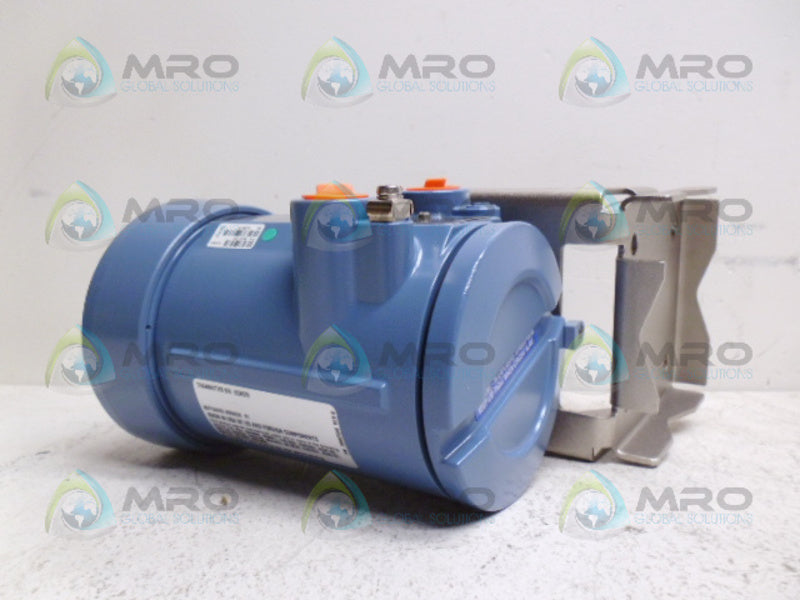 MICRO MOTION 2700R12BBAEGZZ TRANSMITTER *NEW IN BOX*