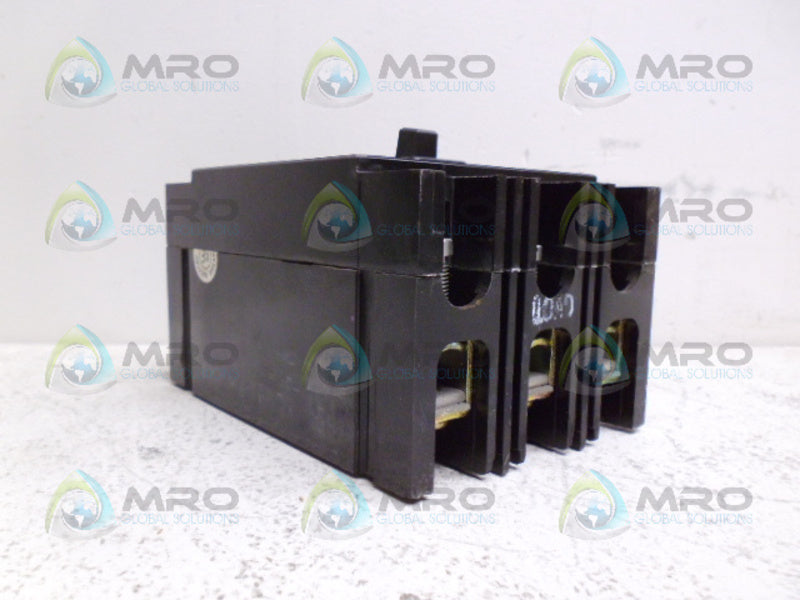 WESTINGHOUSE MCP0322CR-2A2B CIRCUIT BREAKER WITH AUX SWITCH *NEW IN BOX*