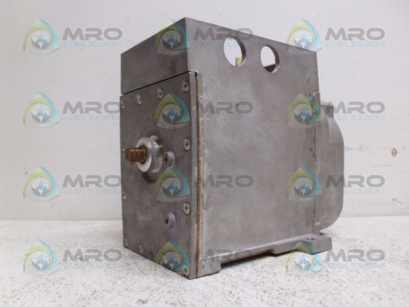 HONEYWELL M7045B1002 MODUTROL MOTOR *USED*