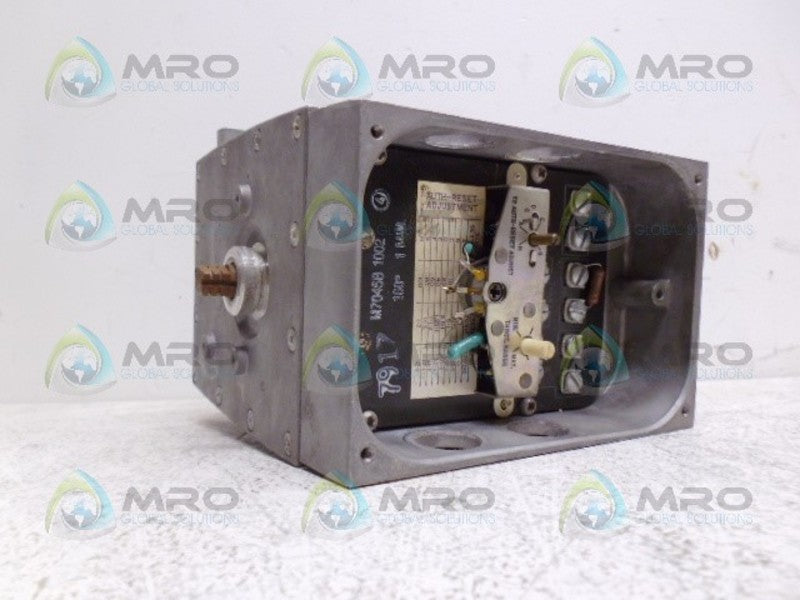 HONEYWELL M7045B1002 MODUTROL MOTOR *USED*