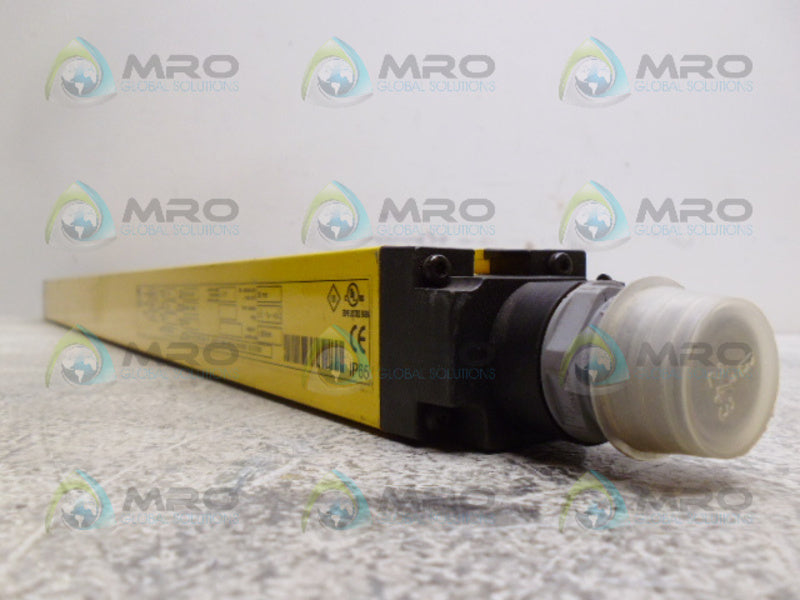 SICK C4000 C40S-0603CA010 LIGHT CURTAIN TRANSMITTER *USED*