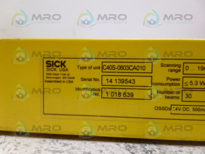 SICK C4000 C40S-0603CA010 LIGHT CURTAIN TRANSMITTER *USED*