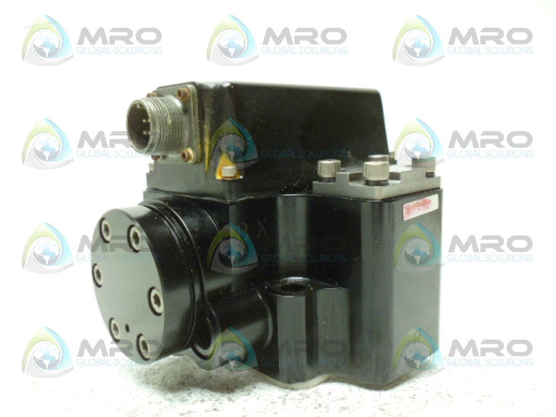 MOOG S22FOFA4VBL-072-323 SERVO VALVE *USED*