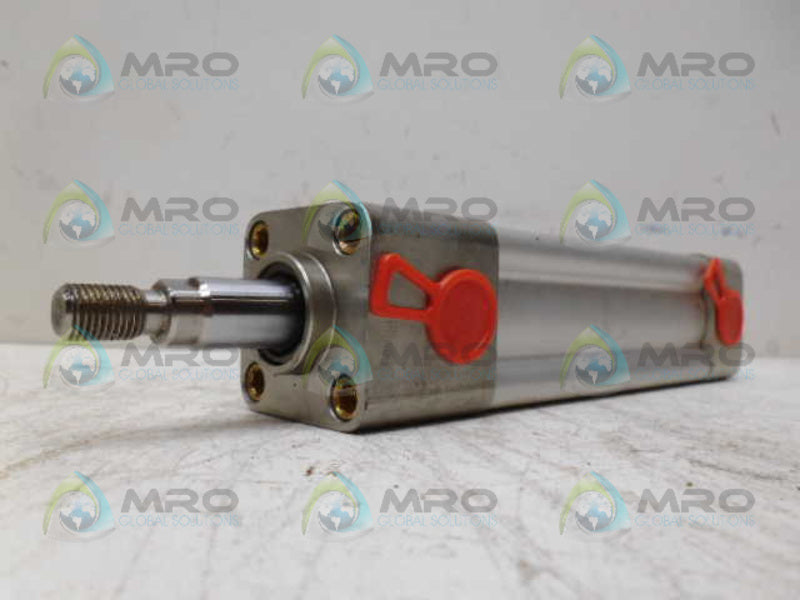 REXROTH TM-110000-03040 PNEUMATIC CYLINDER 1-1/2x4 *USED*