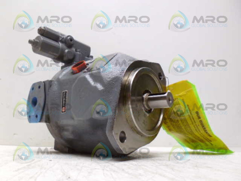 REXROTH AA10VSO8DR/31R-PKC62N00 R910939606 PUMP *NEW NO BOX*