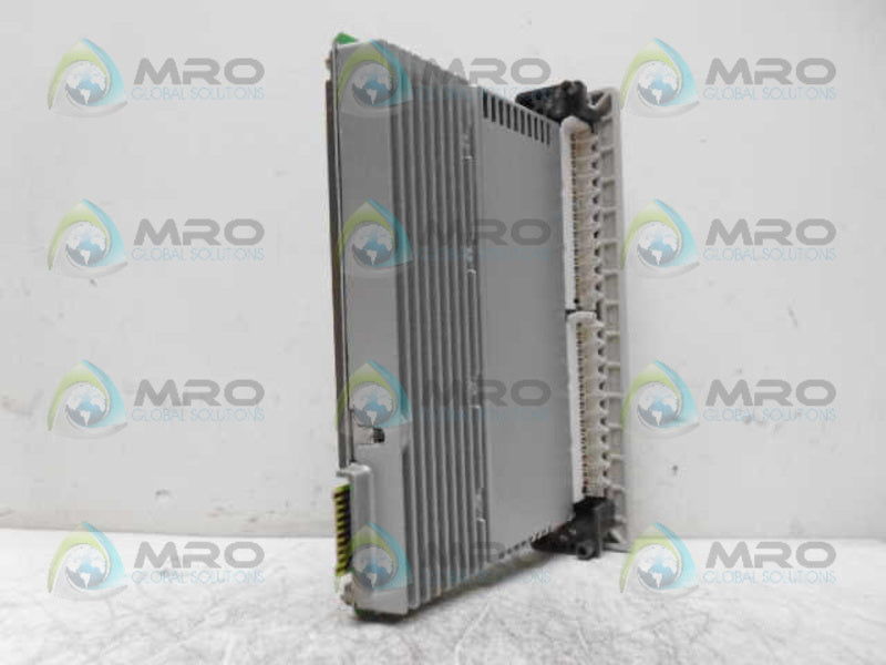 MODICON AS-B827-032 800 I/O 24VDC TRU HI IN 32PT *NEW IN BOX*