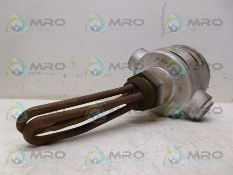 CHROMALOX ARTM-2205-3E2T1 (AS PICTURED) *NEW NO BOX*