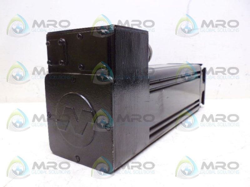 TELEMECANIQUE BMH1156N5DF1L AC BRUSHLESS SERVO MOTOR *USED*