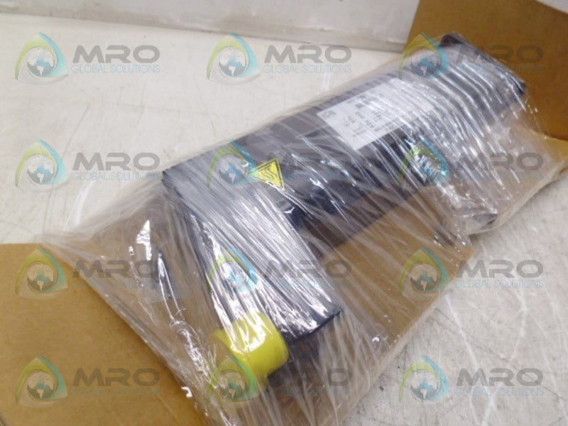 SCHNEIDER SH070/60030/0/0/00/00/00/11/00 NSMP