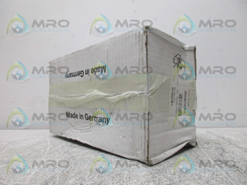 MENNEKES 5600RS SWITCHABLE INTERLOCK SOCKET NSFS