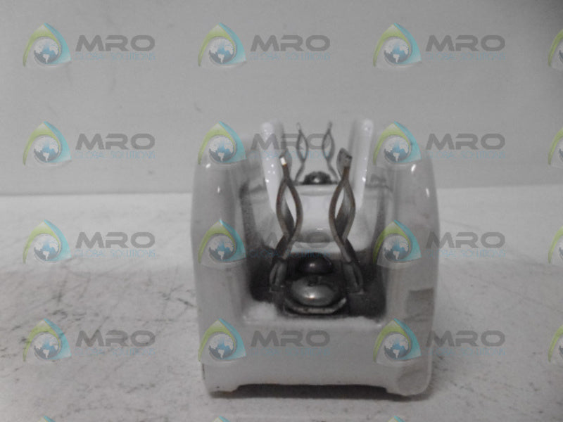 BUSSMANN 430P FUSE HOLDER NSNP
