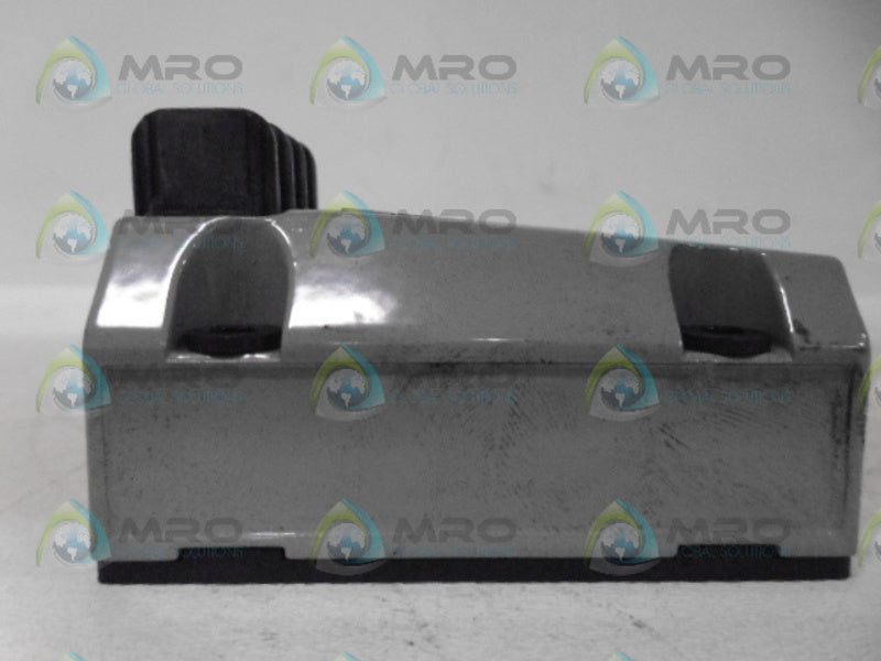 BENTLY NEVADA 330100-90-00 PROXIMITR SENSOR UNMP