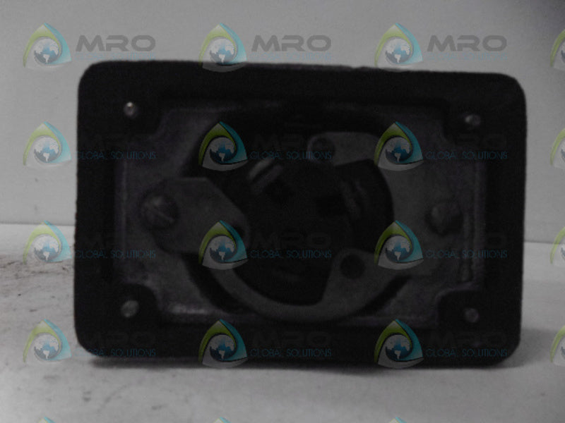 CROUSE-HINDS BRD-6303 EXPLOSION PROOF RECEPTACLE COVER NSNP