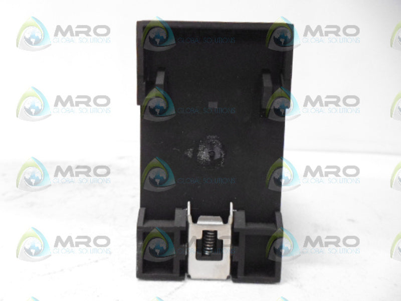 TELEMECANIQUE RM3UA103MW VOLTAGE MEASUREMENT RELAY UNMP
