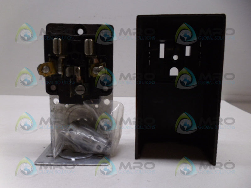 LEVITON 5378 RECEPTACLE NSMP