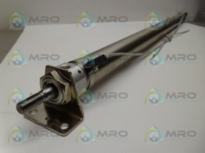 SMC CDM2L32-01-80613-1 CYLINDER (AS PICTURED) NSNP