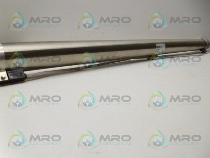 SMC CDM2L32-01-80613-2 CYLINDER (AS PICTURED)  NSNP