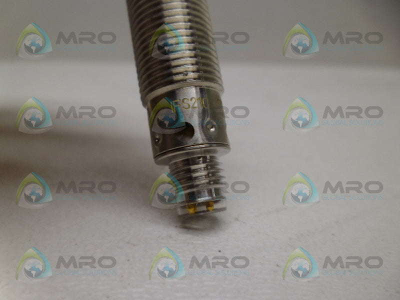 IFM EFECTOR IFS210 INDUCTIVE SENSOR NSNP