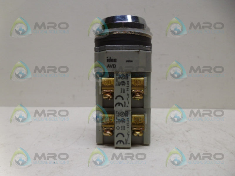 IDEC AVD322N-R EMERGENCY STOP (AS PICTURED) UNMP