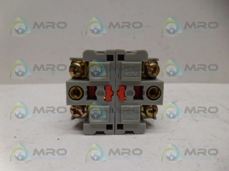 IDEC AVD322N-R EMERGENCY STOP (AS PICTURED) UNMP