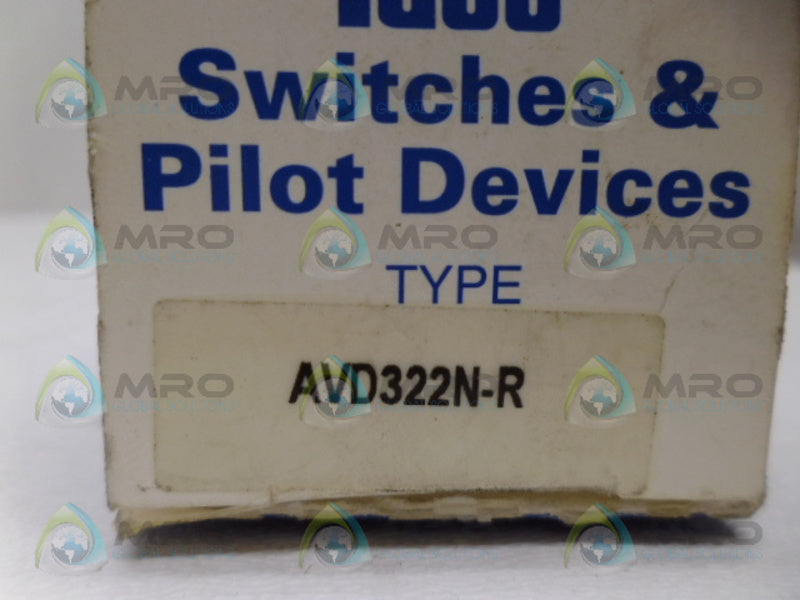 IDEC AVD322N-R EMERGENCY STOP (AS PICTURED) NSMP