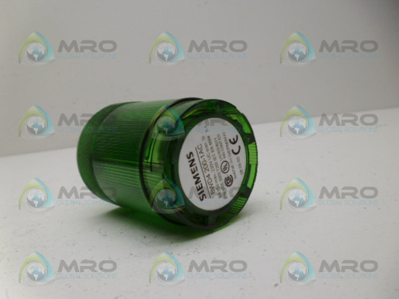 SIEMENS 8WD4 200-1AC GREEN SIGNAL (NO ACCESSORIES)  NSNP
