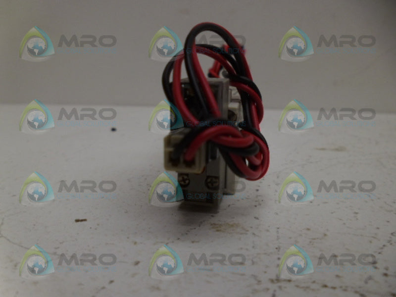 SMC SY5540-5LOZ PNEUMATIC SOLENOID VALVE NSNP