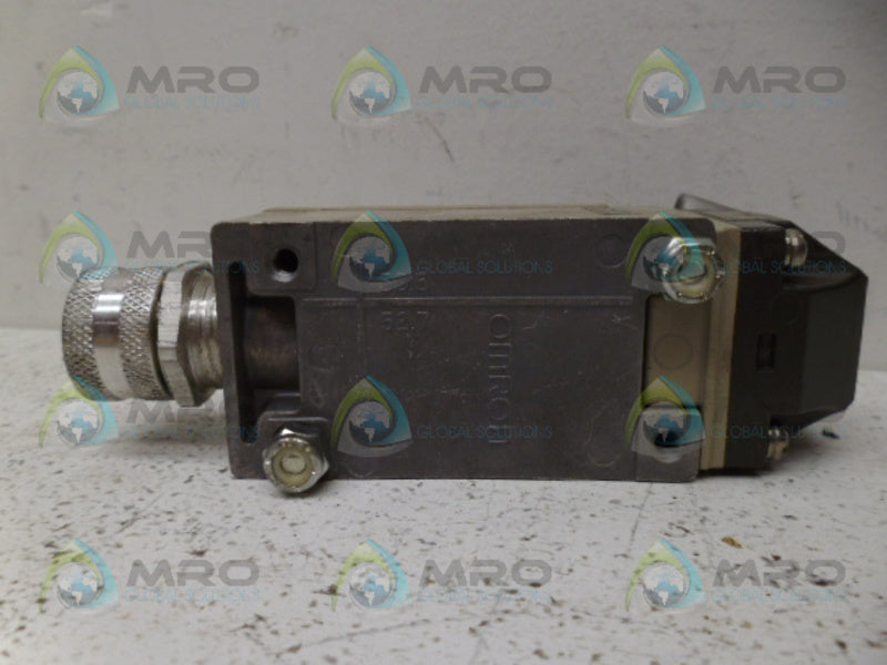 OMRON D4A-1102N LIMIT SWITCH UNMP