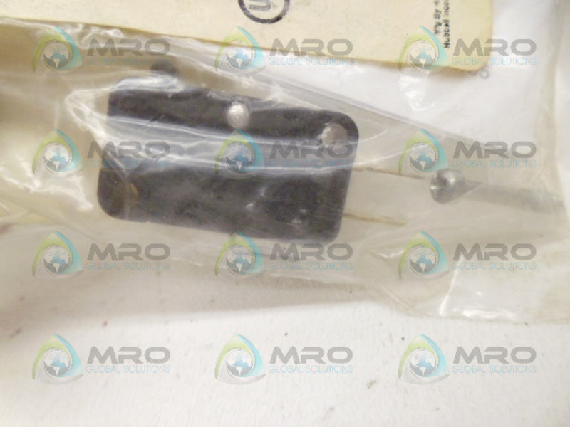 BRYANT 660AC AUXILIARY CONTACT NSMP