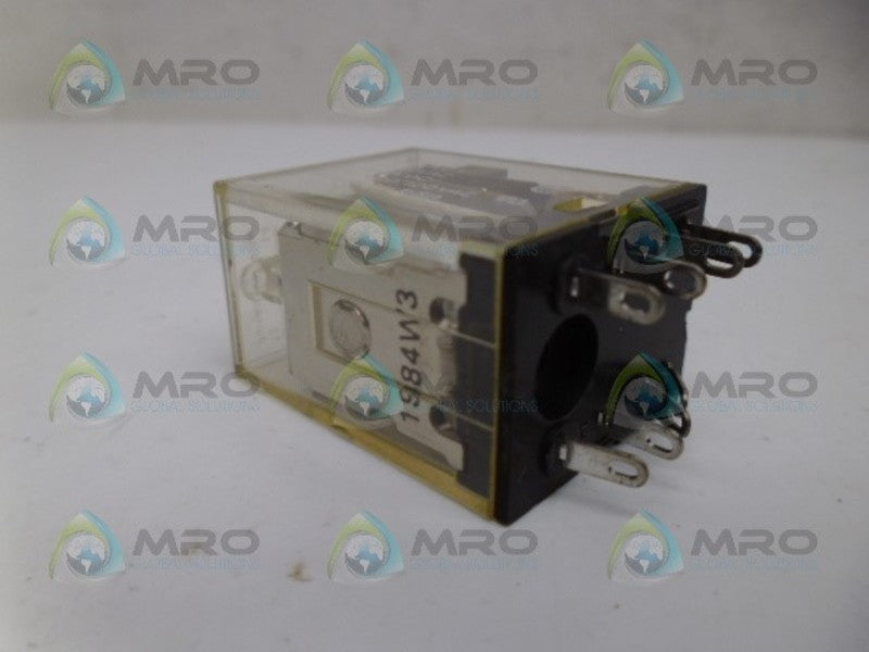 OMRON MY2E RELAY 110/120VAC UNMP