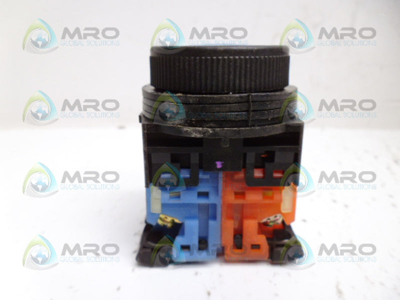 FUJI AR30F0R BLUE PUSHBUTTON UNMP