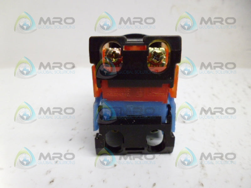 FUJI AR30F0R BLUE PUSHBUTTON UNMP