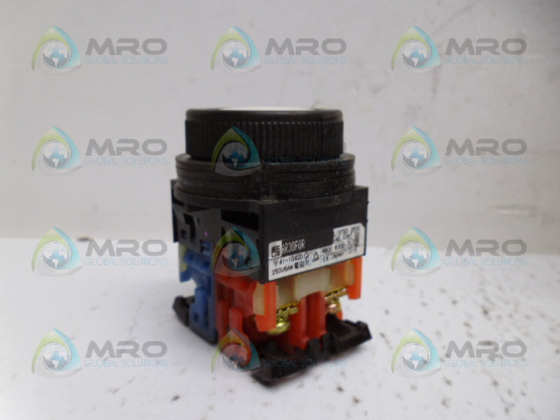 FUJI AR30F0R WHITE PUSHBUTTON UNMP