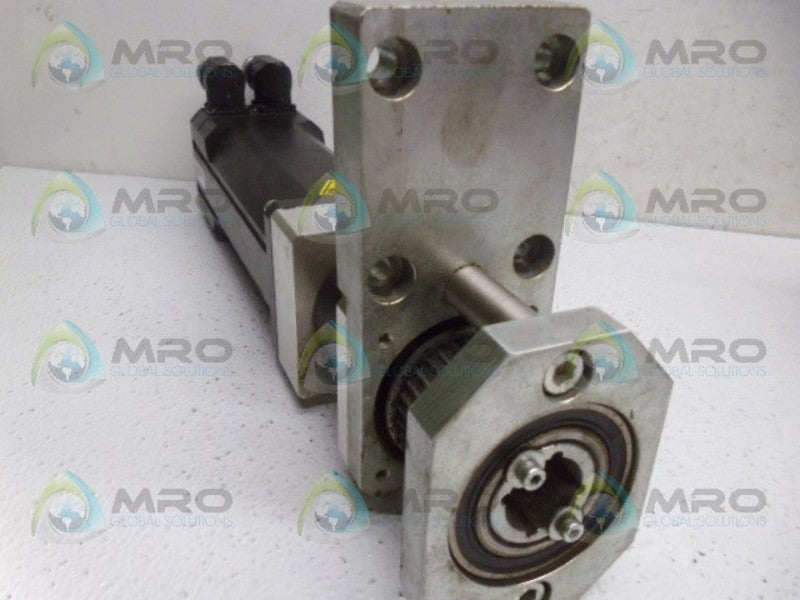 BOBRY T3-0300-45-560/T1BS2 MOTOR UNMP