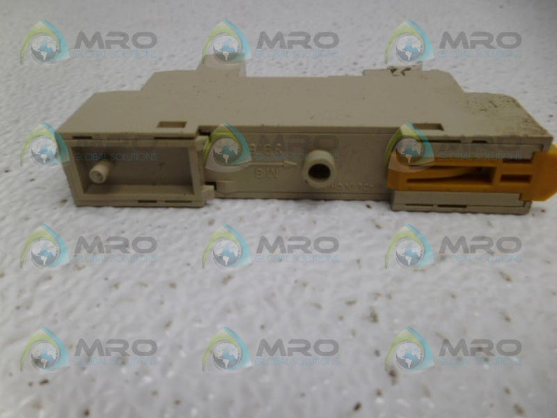 OMRON 1792EW SOCKET UNMP