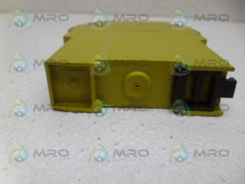 PILZ PNOZX2.8P24VACDC3n/o1n/c 777301 SAFETY RELAY UNMP